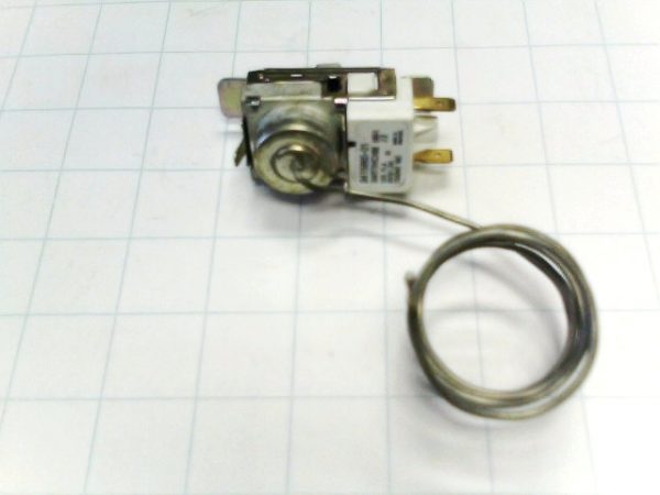 241586503 Control Thermostat