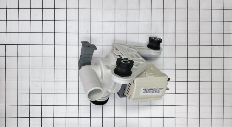 DC98-01877A Washer Water Pump - Image 2